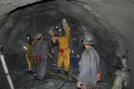 海林工程爆破中的危险因素分析以及应对工程爆破危险的措施